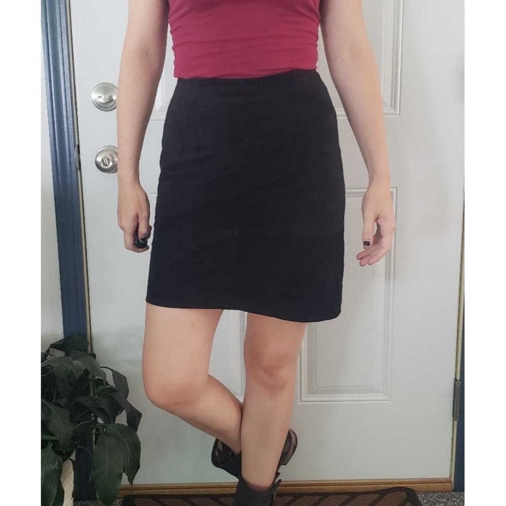 90s Black Suede Mini Skirtβ